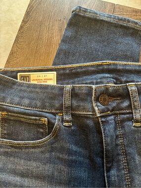 GAP Women's Dark Blue High-Rise Jeggings. Size 8